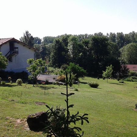 Ryokan Lankana Exideuil-sur-Vienne Exterior foto