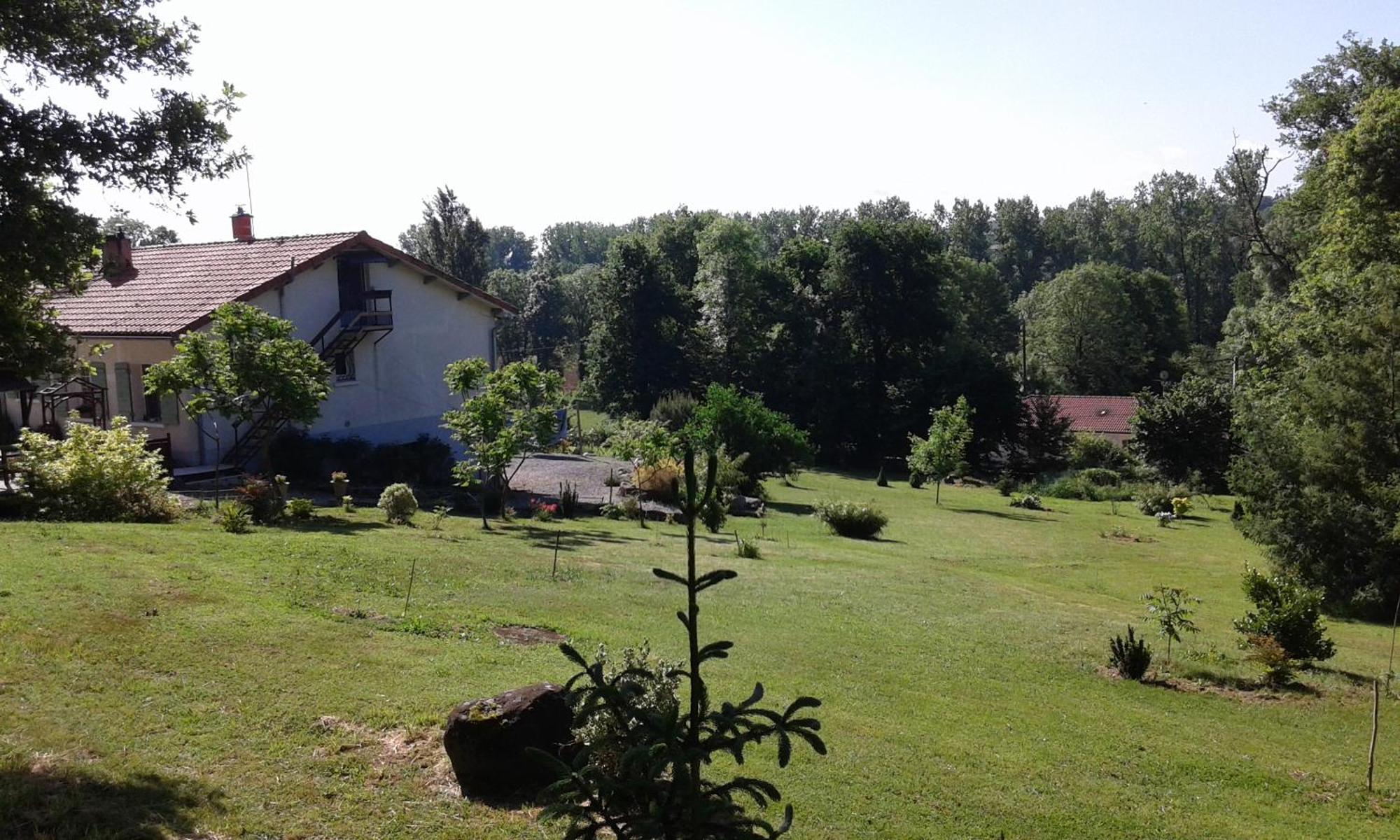 Ryokan Lankana Exideuil-sur-Vienne Exterior foto